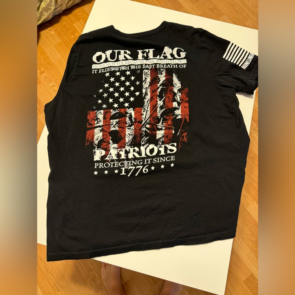 Women’s Nine Line Tshirt